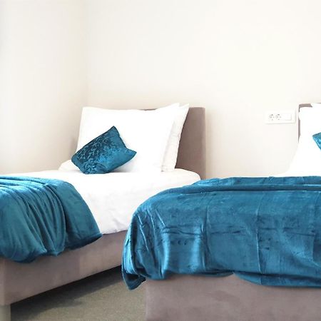Smart Hostel Slavonski Brod Eksteriør bilde